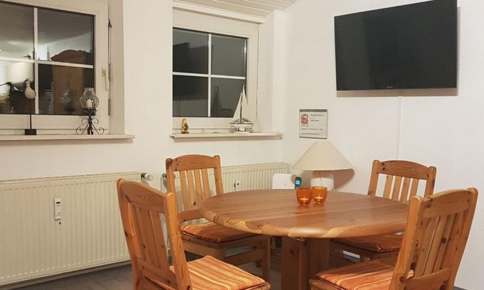 Jaderaltendeich Apartamento | NEU! Fewo Küstenstube