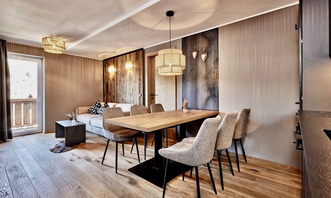 Ehrwald Apartamento | Neu! Luxuriöses Apartment in Ehrwald mit Pool, Sauna, am Golfplatz