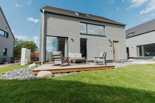 Sagard Casa | NEU "Rügen Resørt Sagard" großzügige, gemütliche Doppelhaushälfte "Björn" mit Terrasse