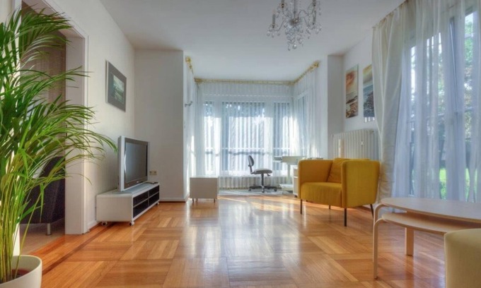 Schweinfurt Apartamento | Apartamento recientemente renovado con capacidad para 4 personas en una ubicación central en Schweinfurt