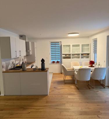 Deidesheim Apartamento | Neubau-Oase am Weinbergsrand