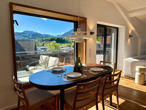 Wertach Apartamento | Neue Ferienwohnung mit Bergblick & Sauna