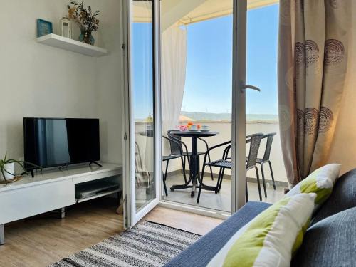 Gornji Karin Apartamento | Neugebaute Wohnung Im Erdgeschoss