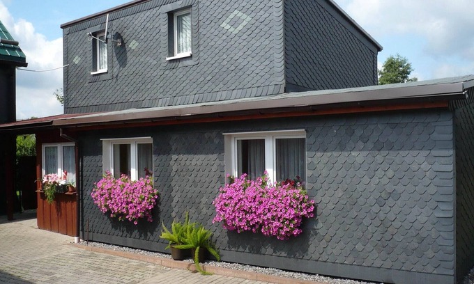 Neustadt am Rennsteig Casa | Ferienhaus Neustadt nahe Skilift & Wald