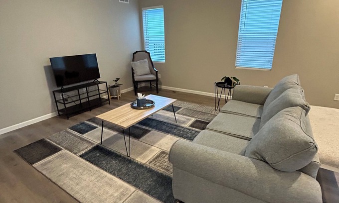 Littleton Casa | Neutral 3-bedroom housen