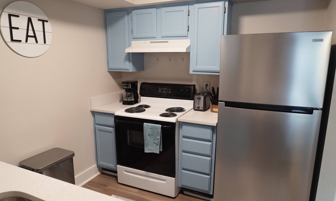 Indian Bayou Condominio | NEW 1st floor condo by BEACH!