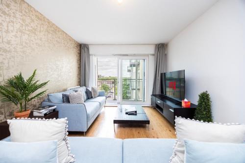 Whittington Apartamento | New 2 Bed 2 Bath APT Perfect For Long Stays & Contractors