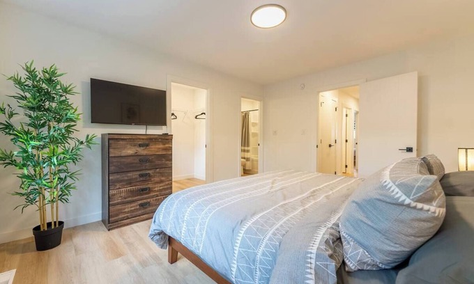 St. James Casa | NEW! 2022 House Build 3BR
