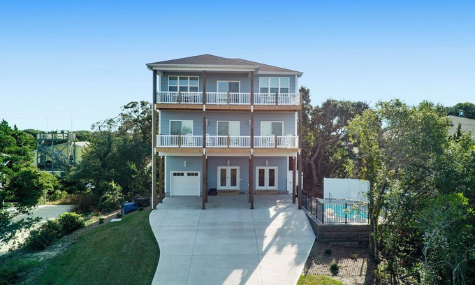 Emerald Isle Casa | New 2025 4 BR Luxury Home w/ Pool, Elevator, Gourmet Kitchen & Ocean-Sound Views