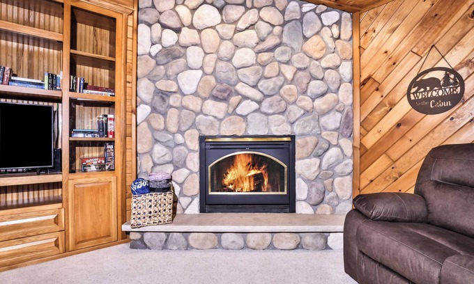 Three Lakes Casa | NEW! 3 Bedroom home on Three Lakes Chain of Lakes!