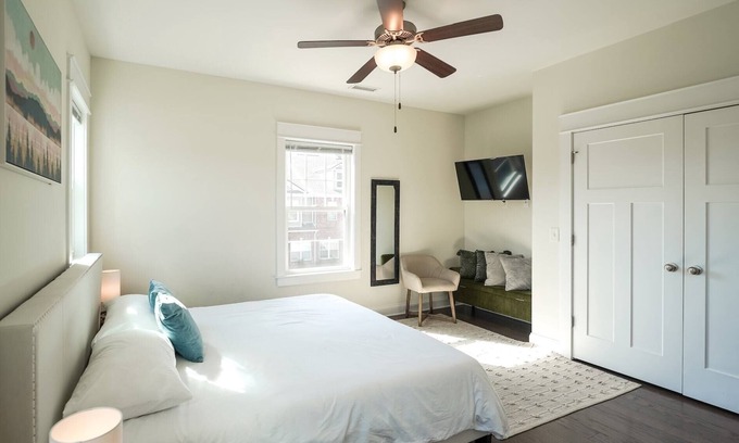 Murfreesboro Casa | NEW 3 BR 2+ BA Townhome | Sleeps 7 | Near Downtown