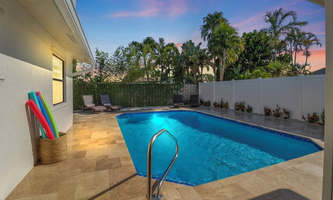 Deerfield Beach Casa | NEW 3BR Retreat w/Pool, BBQ & 10 min to the Beach.