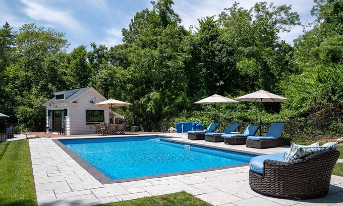 Barnstable Casa | New 4 bedroom 2.5 bath house with pool in a private setting