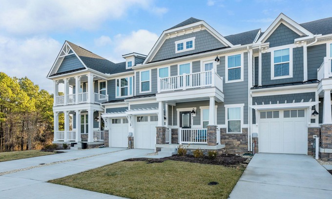 Lewes Villa | New 5BR/4.5 Bath Luxury Villa, Lewes. 9 Min. to the Beach! Longer stays welcomed
