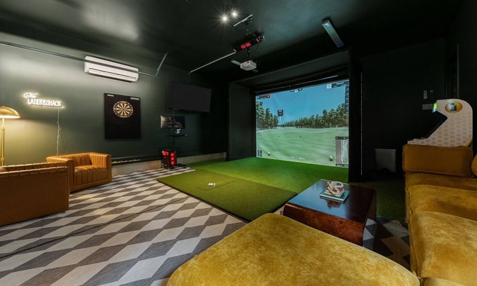 Pinehurst Casa | NEW 6BR 4BA w/ Golf Sim Hot Tub Sauna Game Room