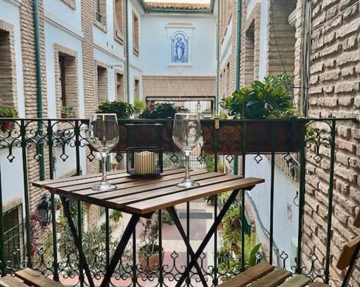 San Francisco-Ribera Apartamento | NEW! Alojamiento - Los Patios de la Ribera