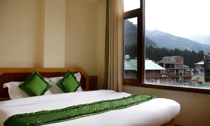 New Manali Hotel | New Ambika International