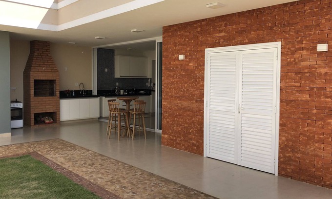 Brotas Casa | New and integrated house, heated pool, air-conditioned rooms!