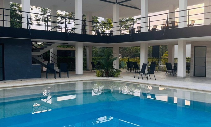 Puntarenas Apartamento | New and modern apartment. A few steps to the pool and a few minutes to the beach