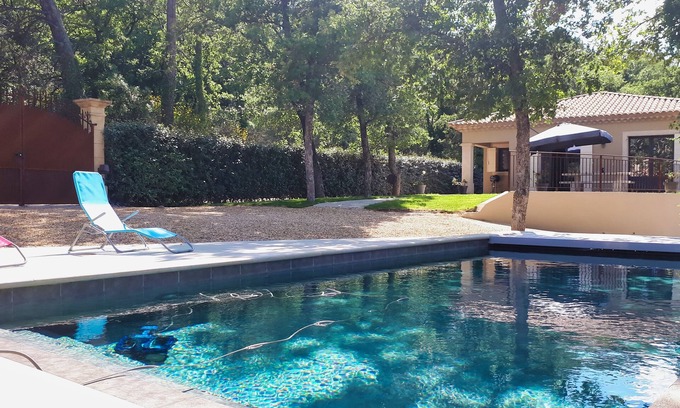 Faucon Villa | Villa nueva y moderna con piscina privada en las alturas de Falcon