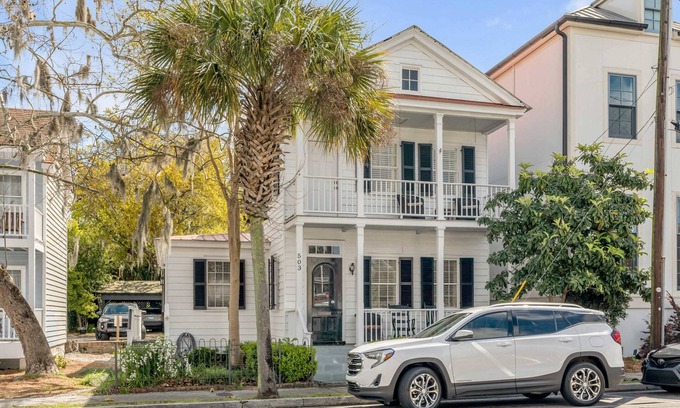 The Point Apartamento | NEW! Antique Charm: Downtown Beaufort Home