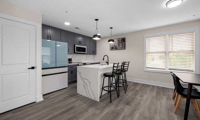 Columbia Heights Apartamento | New Apartment Duplex 2-Bedroom