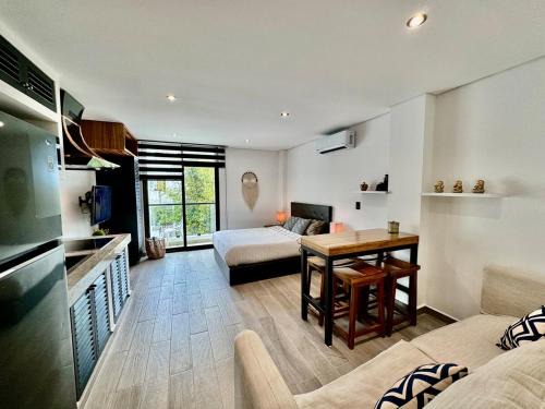 Luis Donaldo Colosio Apartamento | New apartment steps from the sea and 5th Avenue