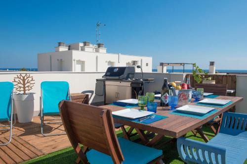 El Vendrell Apartamento | NEW APARTMENT WITH BIG TERRACE 10 Min WALK TO BEACH SUPERMARKETS