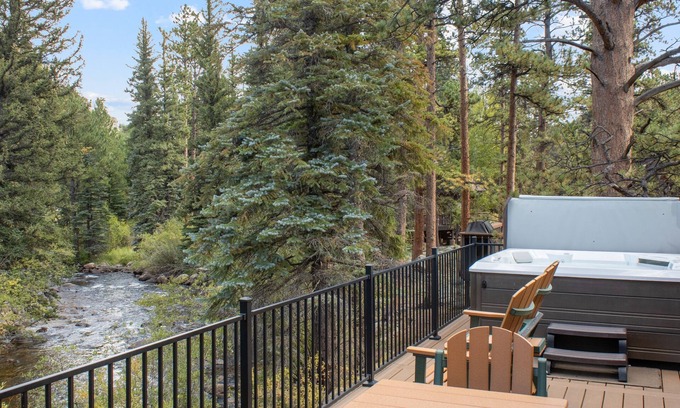 Aspen Brook Casa | NEW! Aspen Brook Serenity By Estes Park Homes
