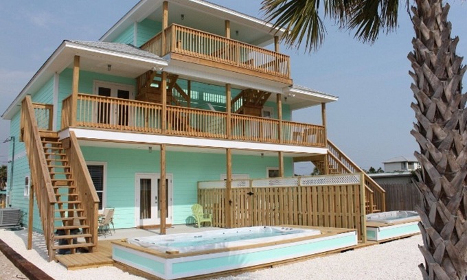 Crescent Beach Casa | Nueva casa adosada en la playa con piscina privada - A pasos de la playa