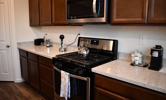 North Natomas Casa | NUEVO Hermosa casa moderna y espaciosa cerca del aeropuerto SMF
