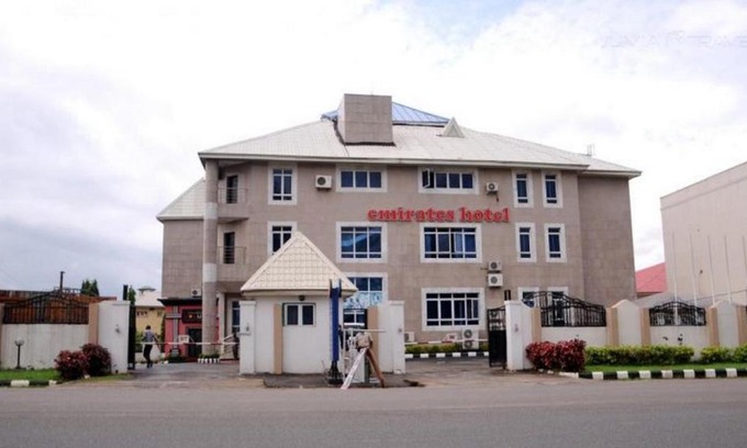 Gwarinpa Estate Cabina | New Blue Diamond Hotel - rosebud
