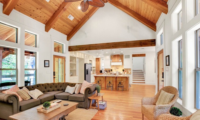 Gruene Casa | New Braunfels' Riverside Retreat Near Gruene Hall