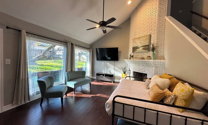 Schertz Casa | New Braunfels & San Antonio! Best of both worlds!