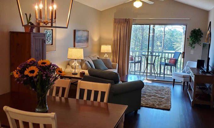 Pawleys Island Condominio | New! Bright and Fresh True Blue Condo