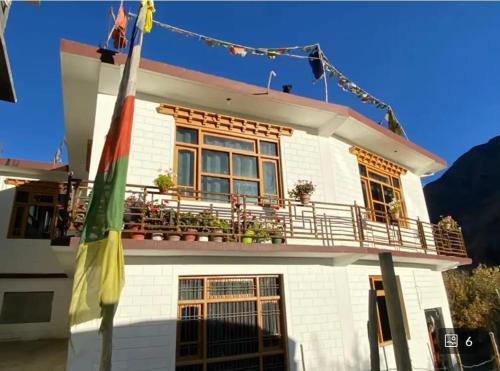 Tabo Casa | New Buddha Homestay By StayApart