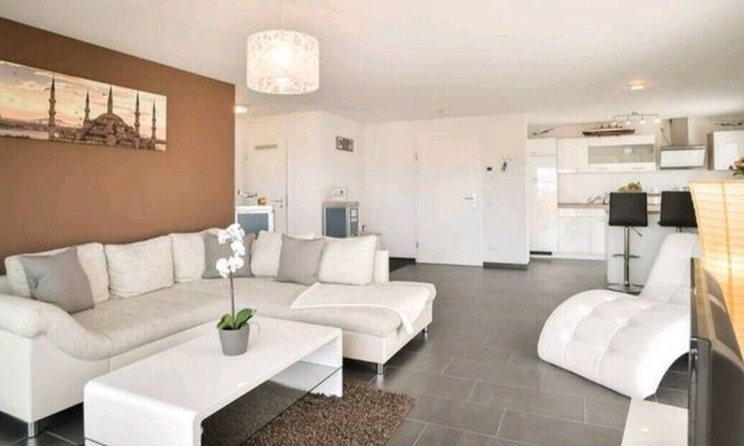 Leinfelden-Echterdingen Apartamento | Nueva feria de Stuttgart / Aeropuerto Top Location