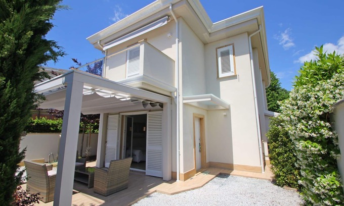 Cinquale Casa | Vacation Home en Capanne-prato-cinquale con 2 habitaciones, capacidad 4