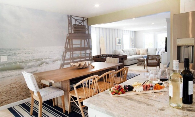 Middletown Casa | New Build~Spacious, Outdoor Lounging, Newport 4mi