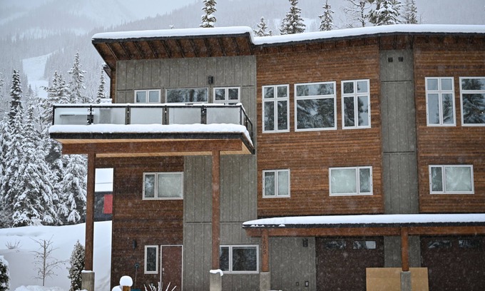 Golden Casa | Casa nueva, moderna, con acceso directo a las pistas de esquí, con excelentes vistas del valle del río Columbia