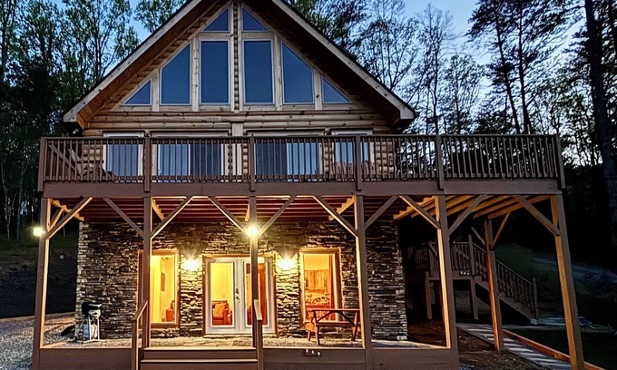 Fairview Apartamento | New cabin apartment with king size beds, en suite bathrooms, smart TV.