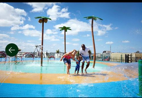 Porthcawl Complejo | New Caravan at Trecco Bay Holiday Park