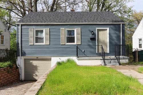 Roselawn Finance Casa | New Charloe Court 3 Bed Family House