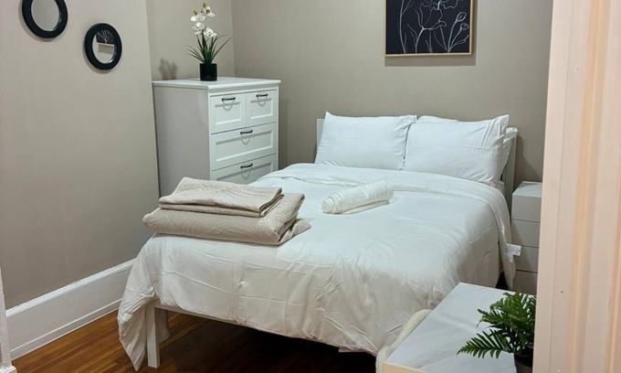 Poughkeepsie Apartamento | NEW-Charming 3-bedroom apartment in Poughkeepsie NY