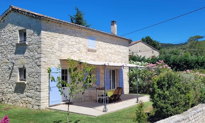 Grospierres Casa | Encantadora casa de campo a estrenar - 4 personas - cerca de Vallon Pont d'Arc