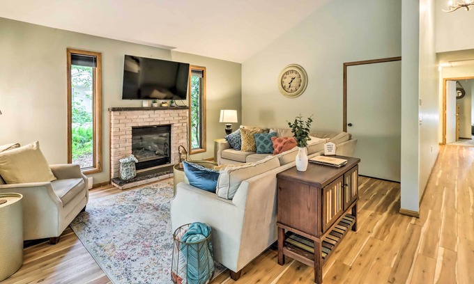 Jim Thorpe Casa | NEW! Charming Jim Thorpe Getaway w/ Deck + Yard!