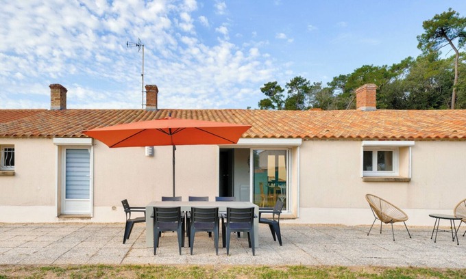 Les Conches Casa | NEW, close to the beach! Charming family home - 9 pers