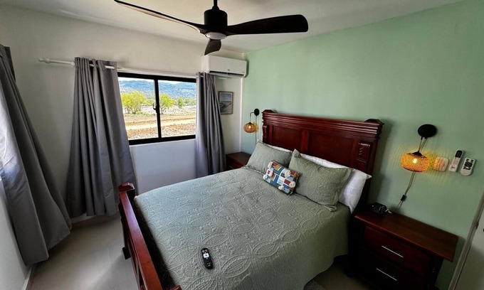Montellano Apartamento | Nuevo+Costa+Confortable+Deportes+Vistas+Privado