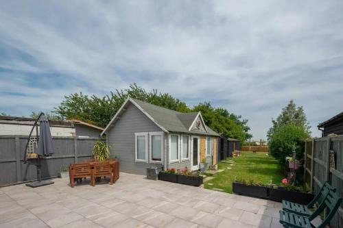 Herne Bay Casa | NEW Coastal Family House Pass the Keys