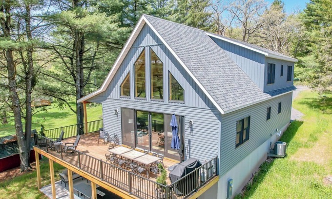 Paradise Point Casa | New Construction! Amazing Lakefront Home with Hot Tub + Firepit!